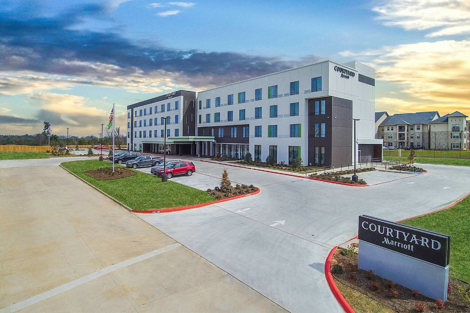 Courtyard By Marriott Longview North Hotel Exterior foto